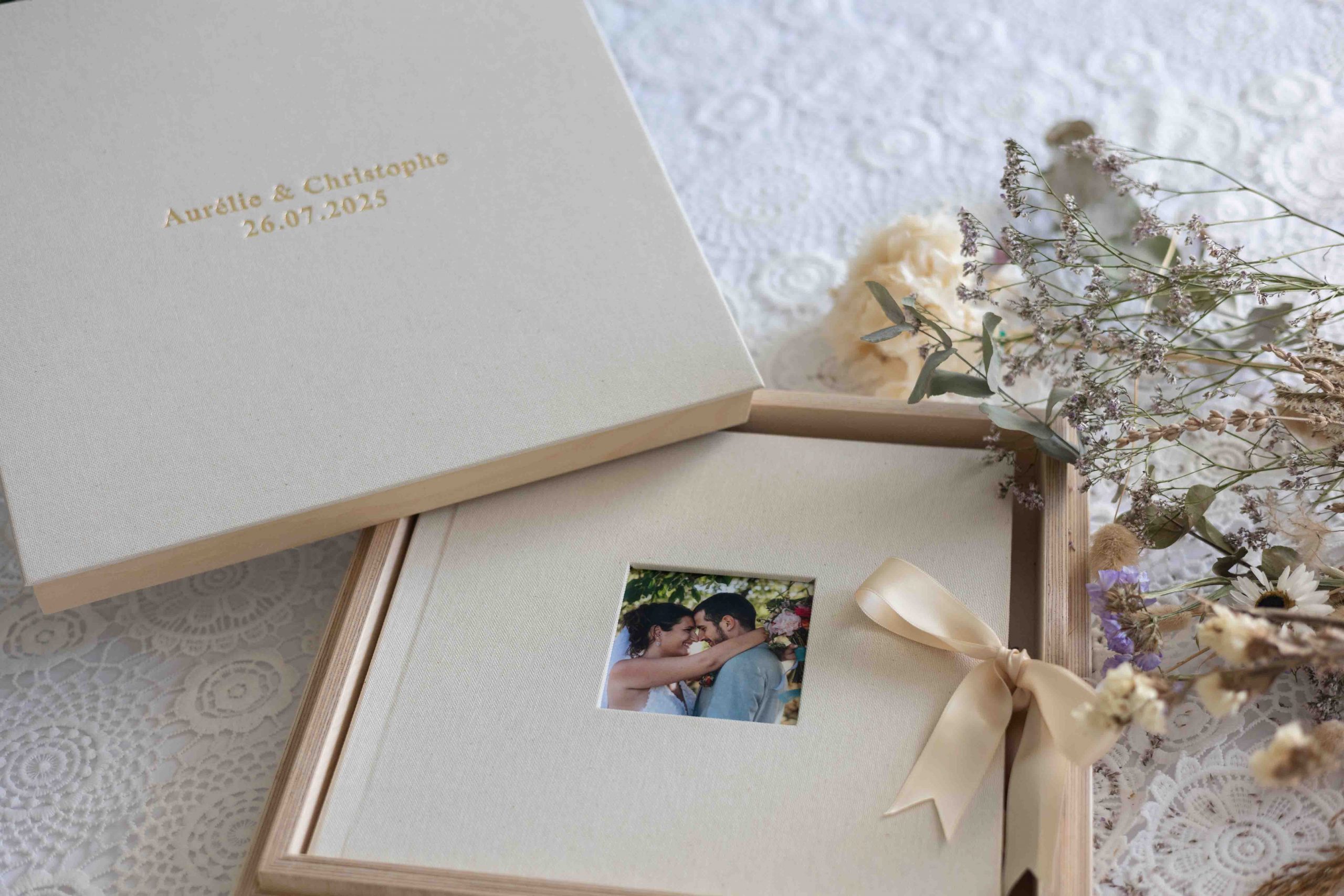 photographe mariage Tarbes Album de mariage en lin élégant avec vos photos imprimées