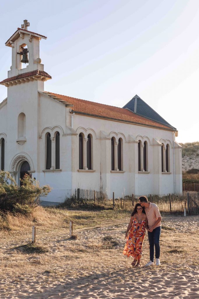 Séance photo engagement couple dans les landes chapelle labenne